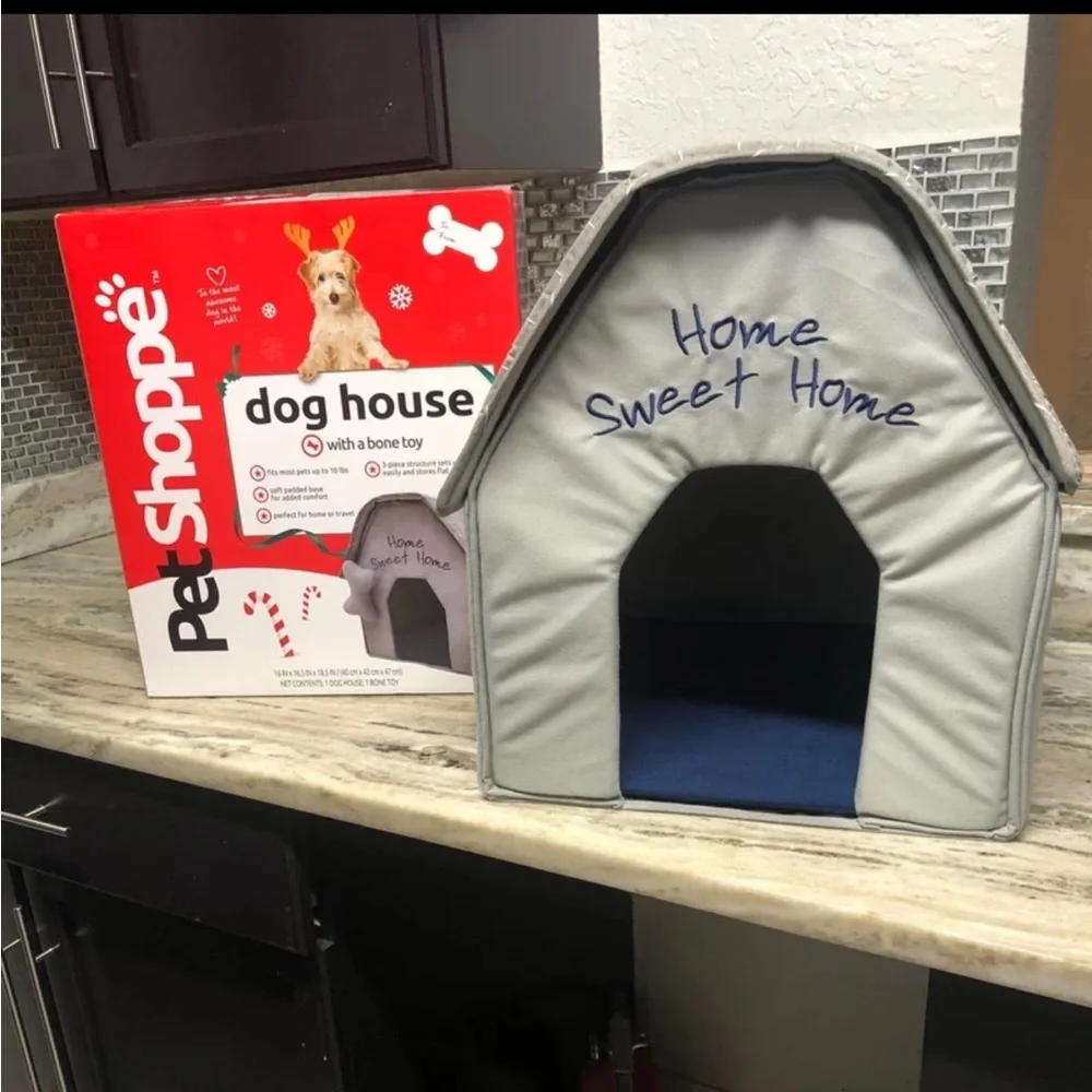 Pet Shoppe Dog House With A Bone Toy